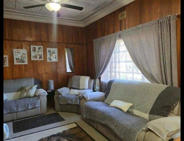 3 BEDROOM HOUSE FOR SALE IN PRIMROSE HILL